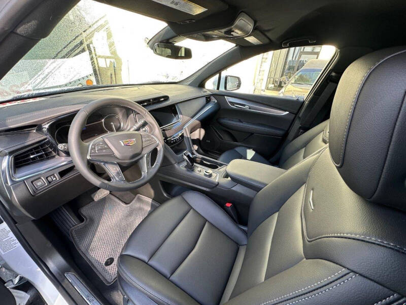 2025 Cadillac XT5