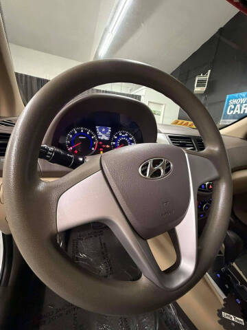 2014 Hyundai Accent GLS