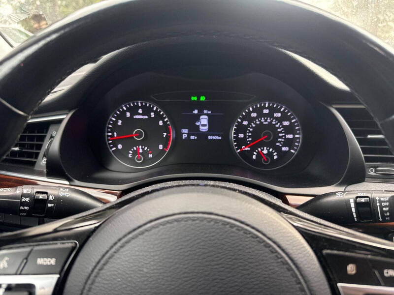 2019 Kia Cadenza Premium