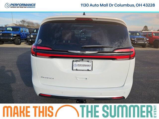 2026 Chrysler Pacifica Pinnacle