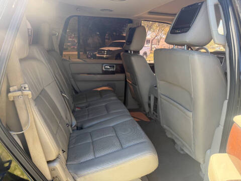 2012 Lincoln Navigator