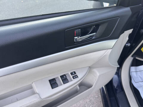 2012 Subaru Legacy 2.5i Premium