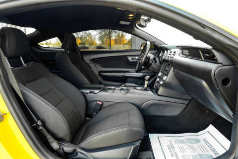 2015 Ford Mustang V6