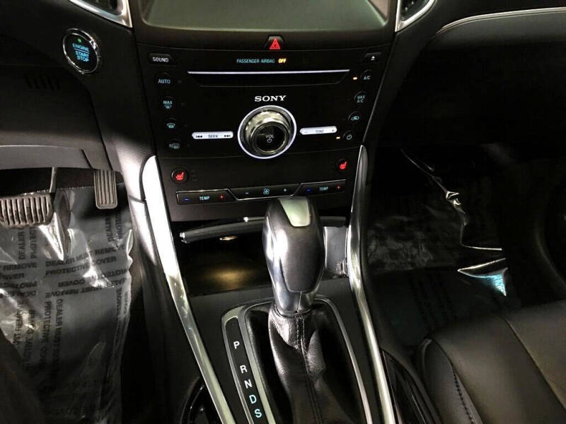 2017 Ford Edge Titanium