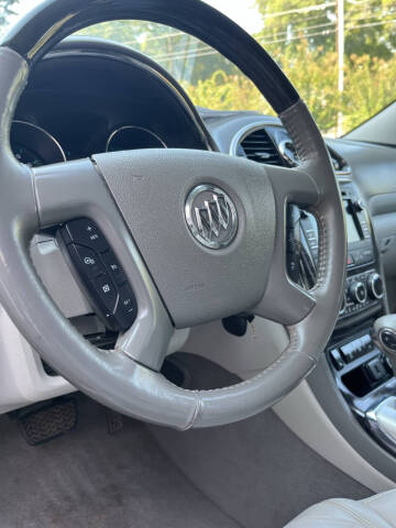 2017 Buick Enclave Leather