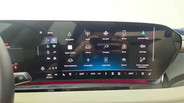 2025 Audi Q6 e-tron quattro Premium Plus