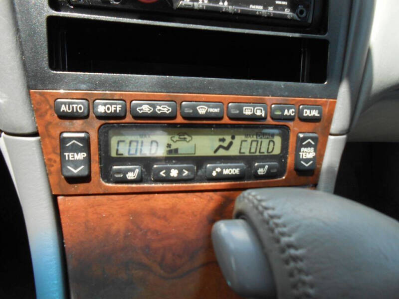 2001 Toyota Avalon