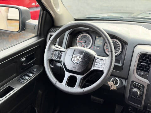 2019 RAM 1500 Classic Express