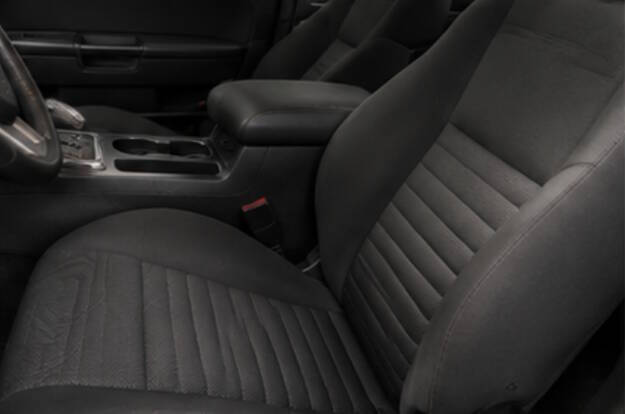 2013 Dodge Challenger SXT Plus