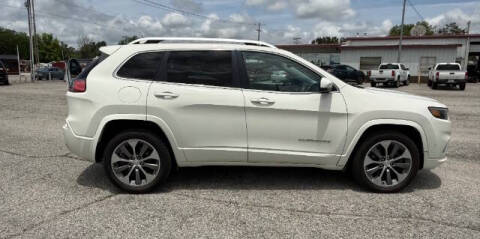 2019 Jeep Cherokee Overland
