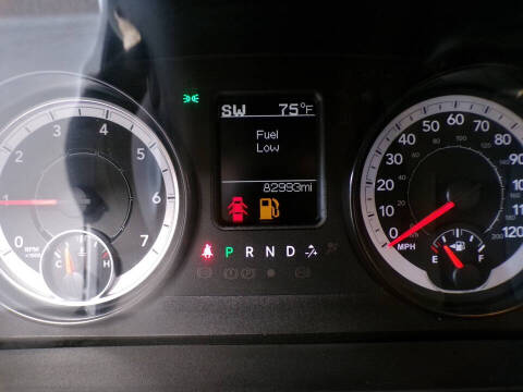 2017 RAM 1500 SLT
