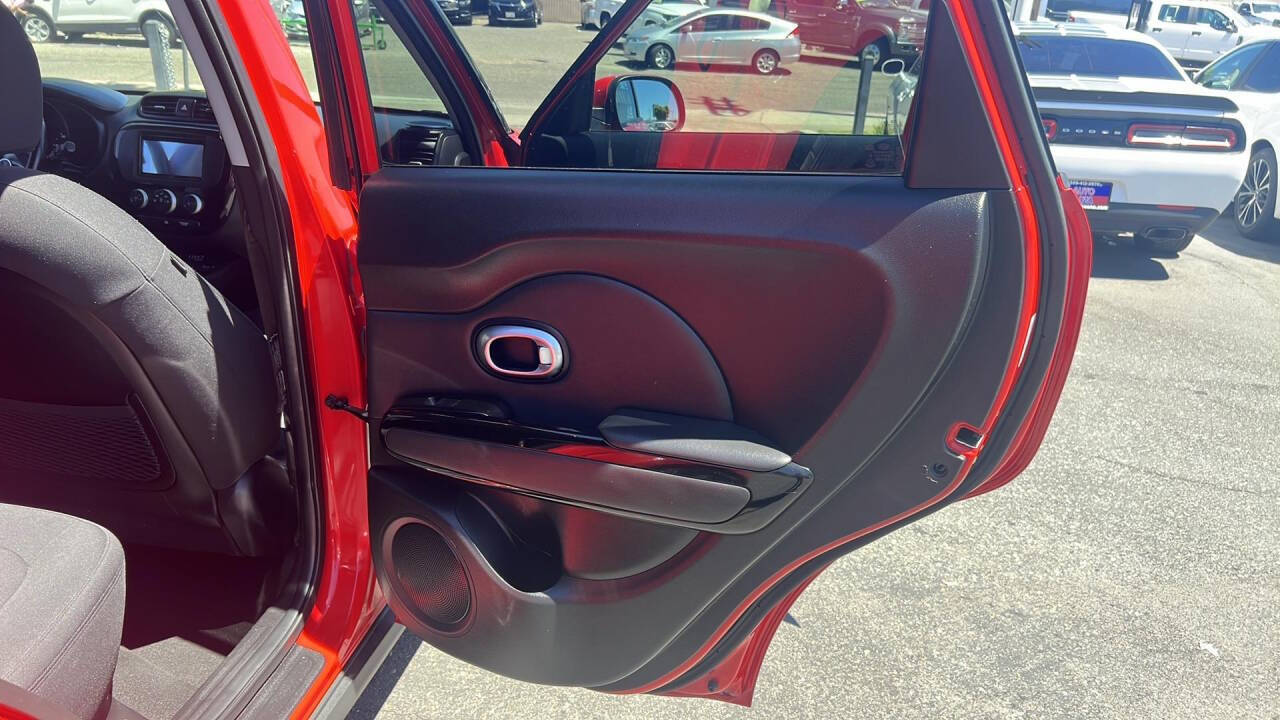 2014 Kia Soul for sale at Auto Plaza in Fresno, CA