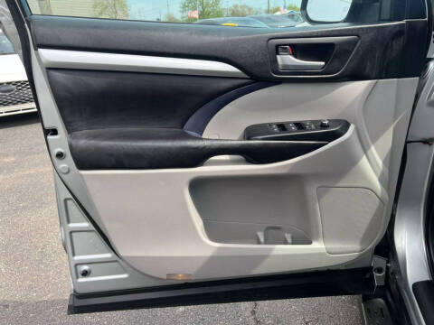 2017 Toyota Highlander