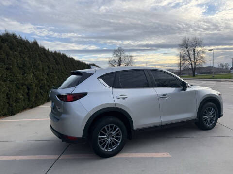 2017 Mazda CX-5 Sport