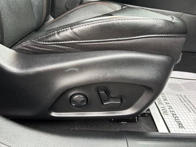 2023 Jeep Compass (Red) Edition