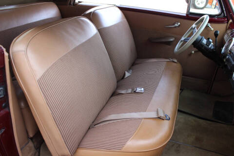 1946 Ford Super Deluxe