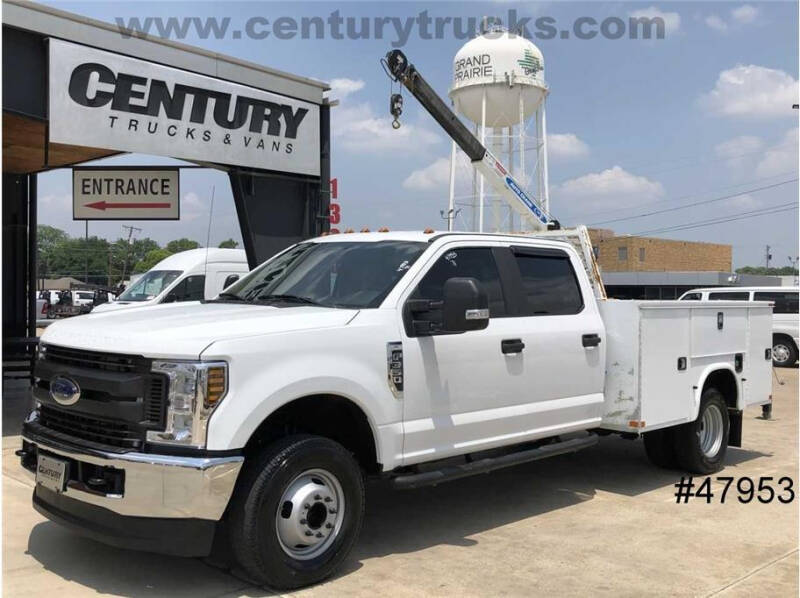 2019 Ford F-350 Super Duty for sale at CENTURY TRUCKS & VANS in Grand Prairie TX