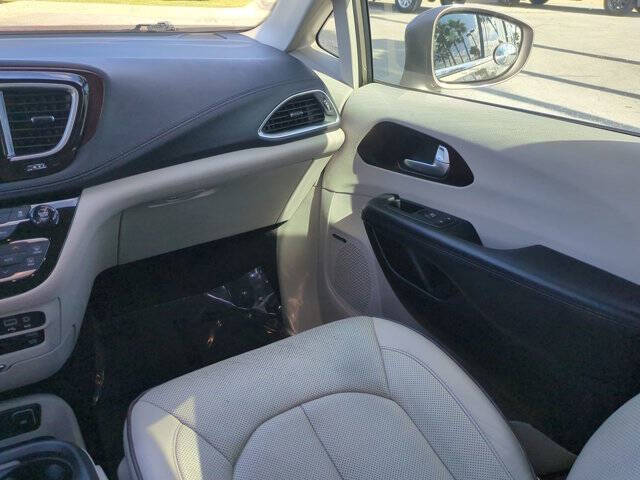 2017 Chrysler Pacifica Limited