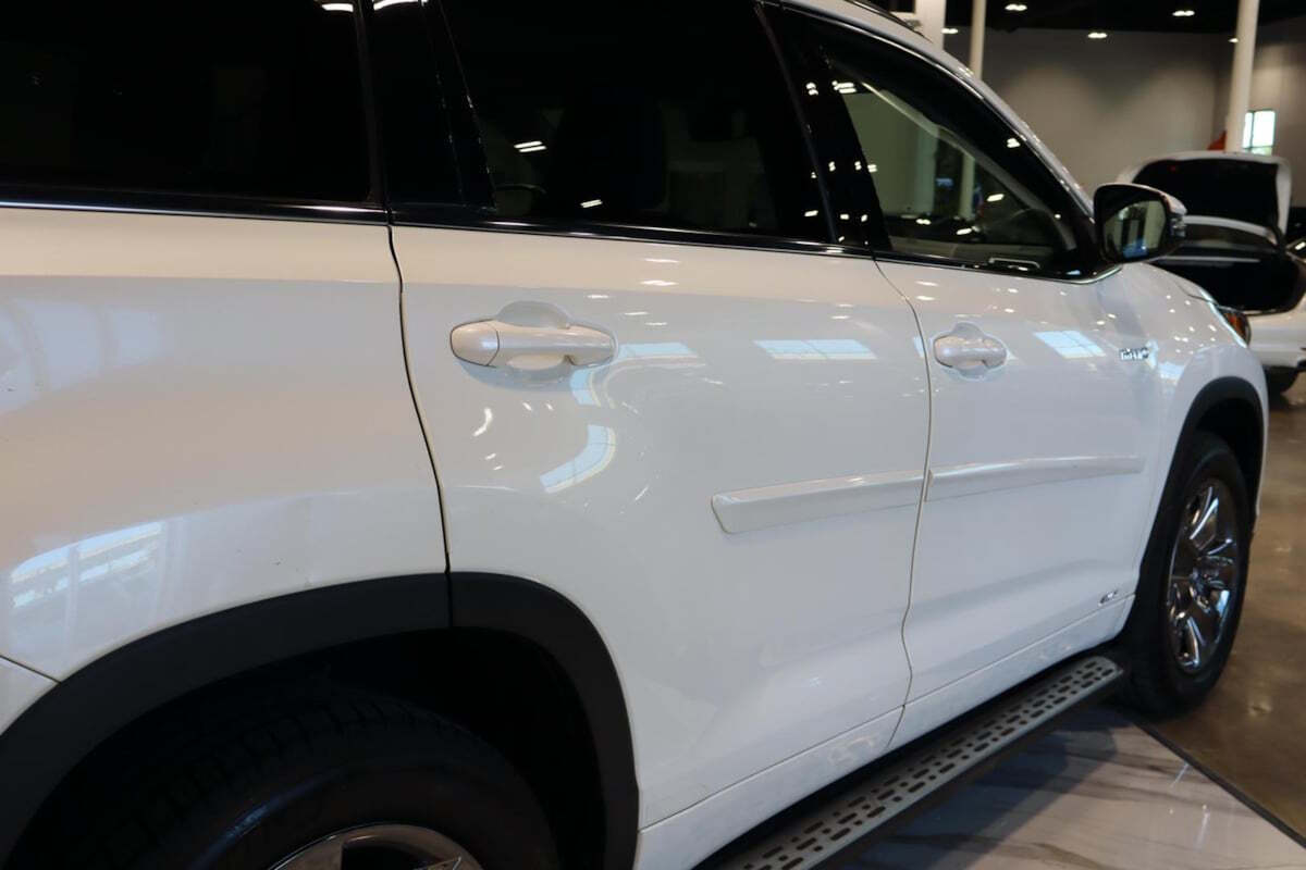 2019 Toyota Highlander Hybrid for sale at IMD MOTORS, INC in Dallas, TX