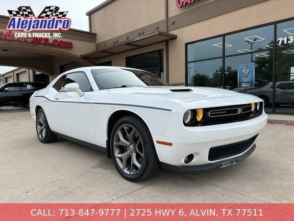 2017 Dodge Challenger SXT