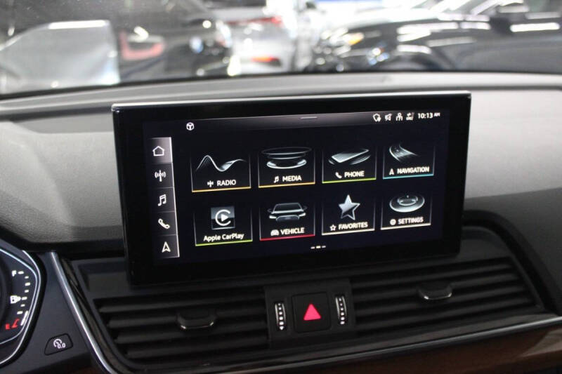 2023 Audi Q5 quattro Premium 40 TFSI