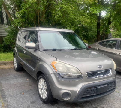 2013 Kia Soul +