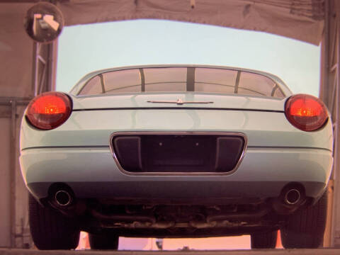 2002 Ford Thunderbird Deluxe