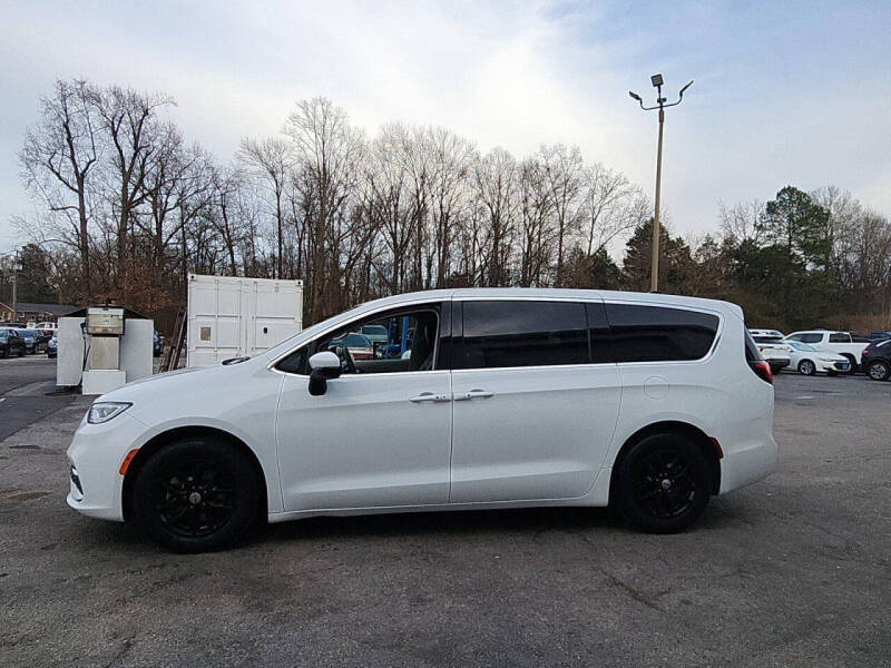 2023 Chrysler Pacifica Touring L