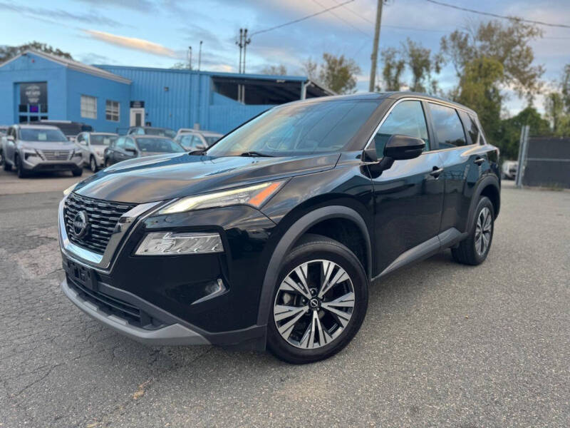 2022 Nissan Rogue SV's photo