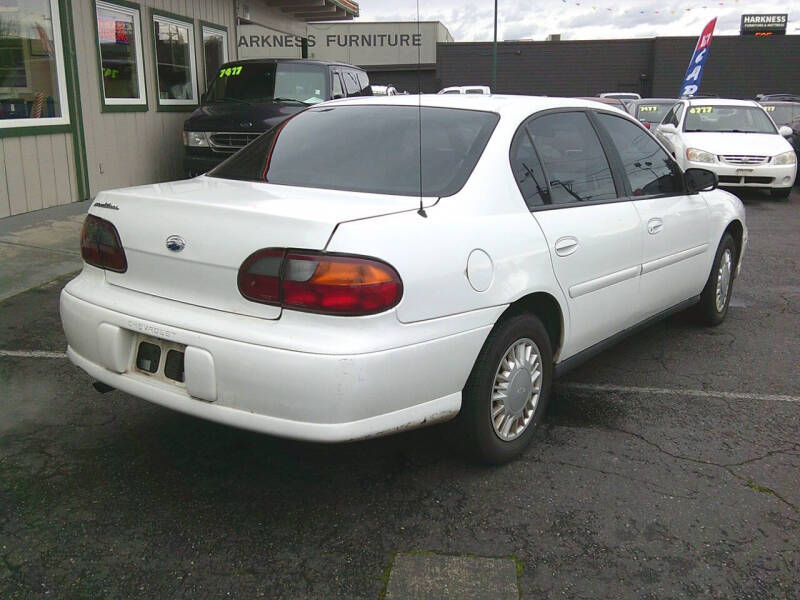 2003 Chevrolet Malibu Base photo 4