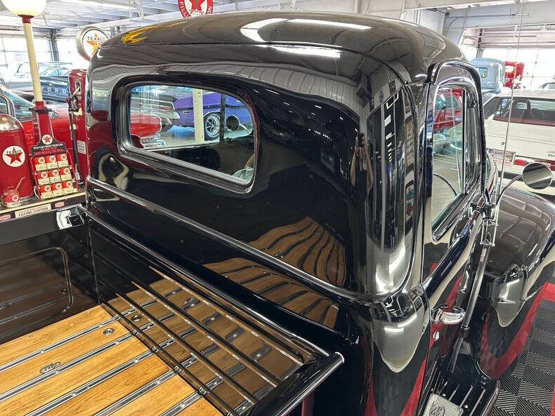 1949 Ford F-3