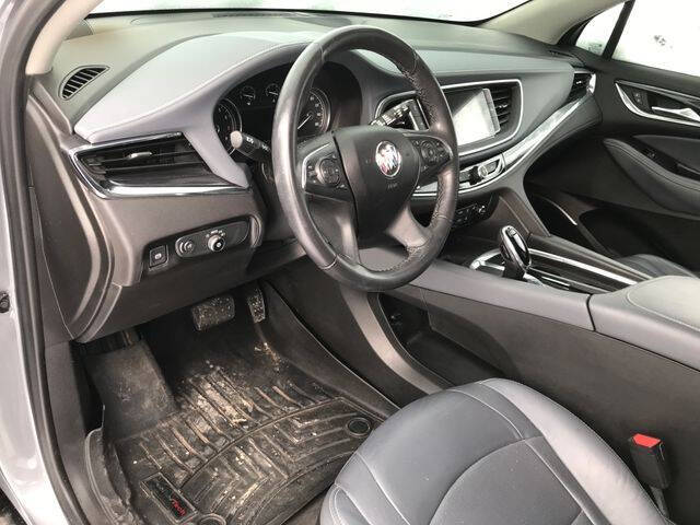 2020 Buick Enclave Essence