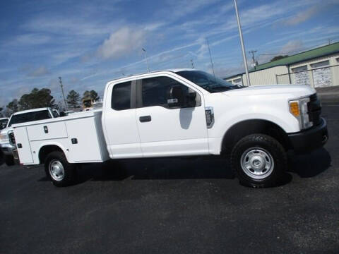2017 Ford F-250 Super Duty for sale at GOWEN WHOLESALE AUTO in Lawrenceburg TN