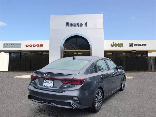 2022 Kia Forte GT Line