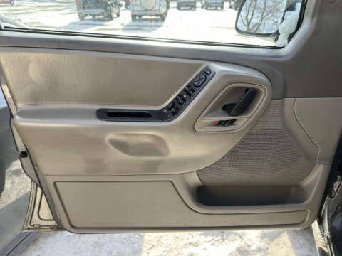 2002 Jeep Grand Cherokee Laredo