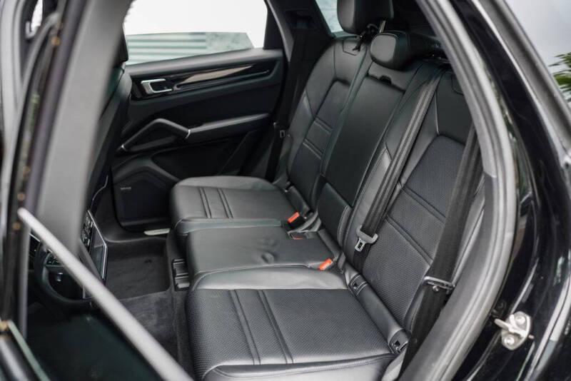 2023 Porsche Cayenne