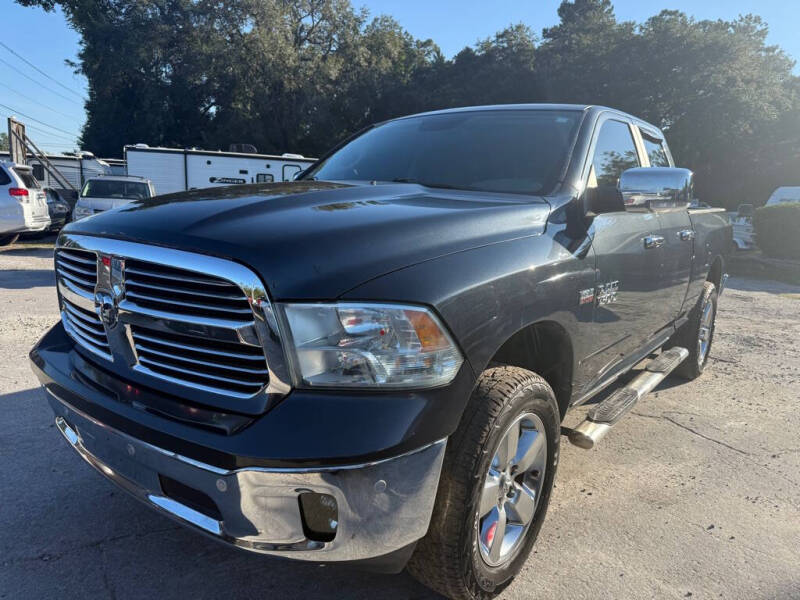 2017 RAM 1500 SLT