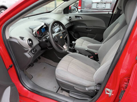 2013 Chevrolet Sonic LT Manual