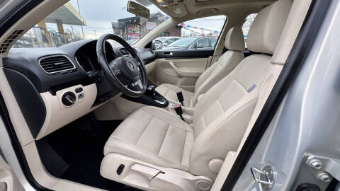 2010 Volkswagen Jetta SportWagen TDI