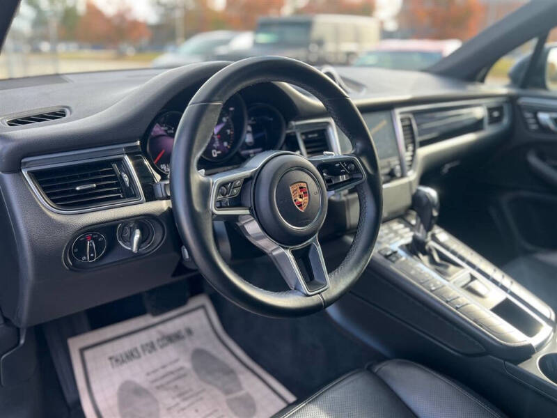 2018 Porsche Macan
