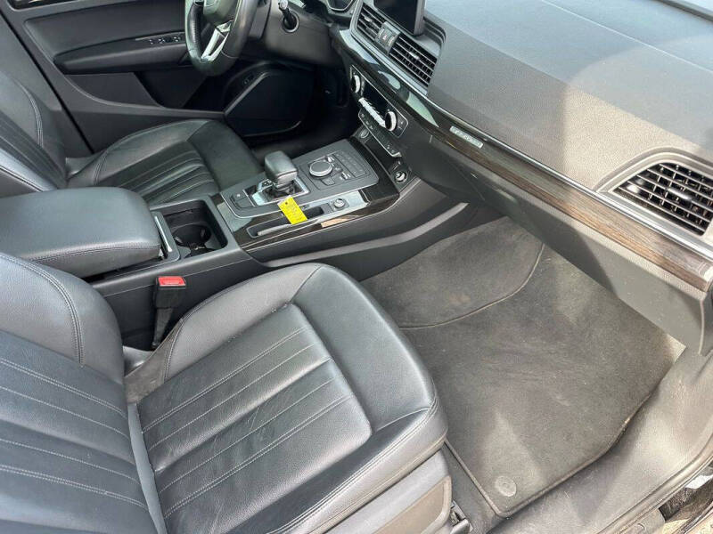 2019 Audi Q5 quattro Premium 45 TFSI