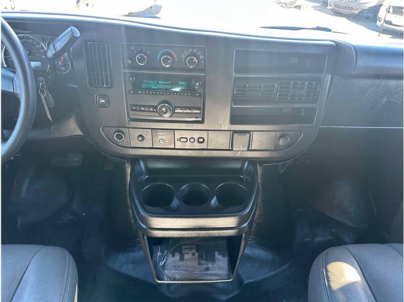 2019 Chevrolet Express 2500