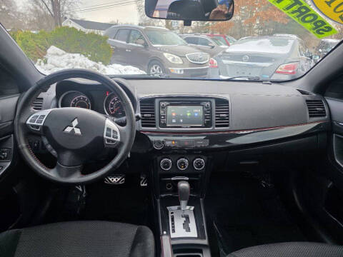 2017 Mitsubishi Lancer ES