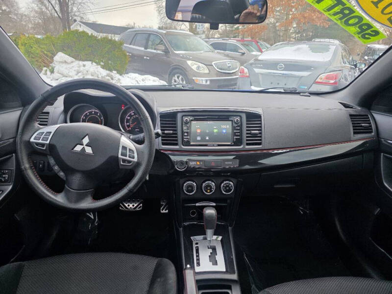 2017 Mitsubishi Lancer ES