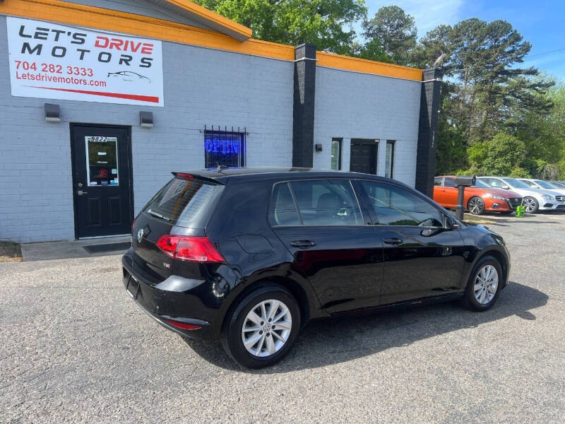 2017 Volkswagen Golf TSI S