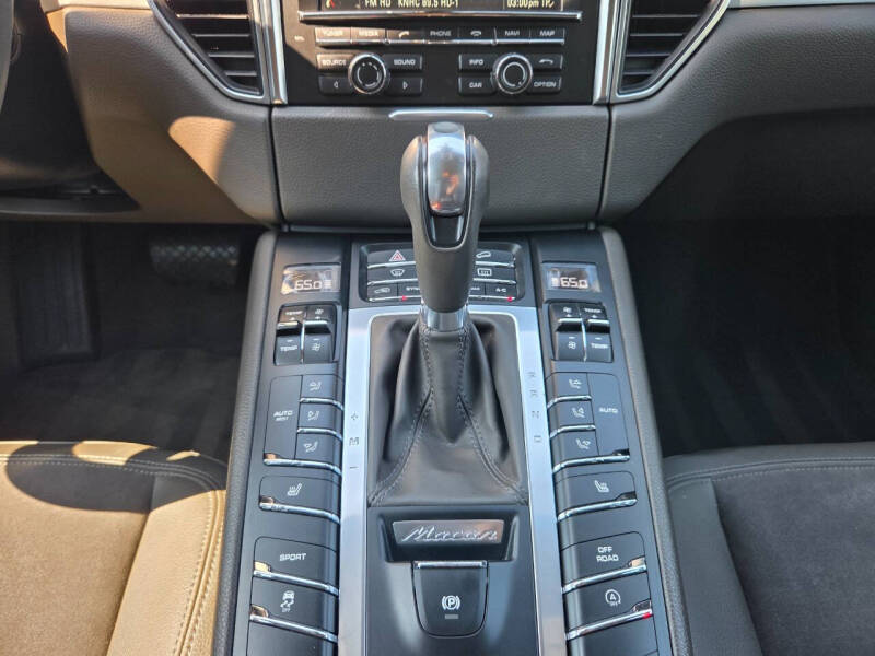 2016 Porsche Macan S