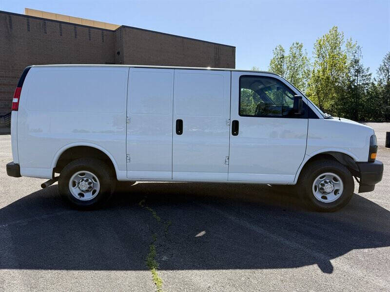 2019 Chevrolet Express 2500