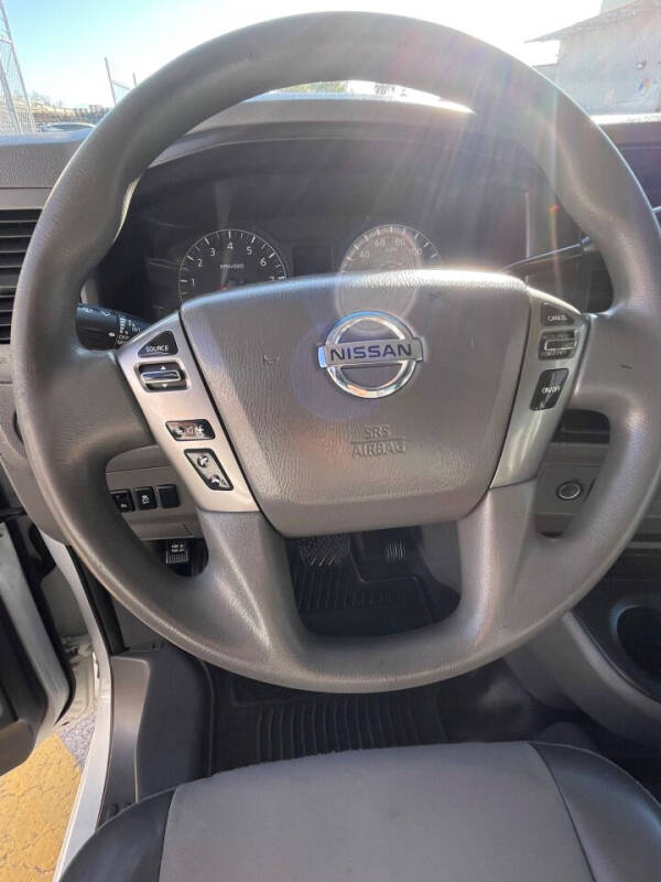 2016 Nissan NV 2500 HD SV