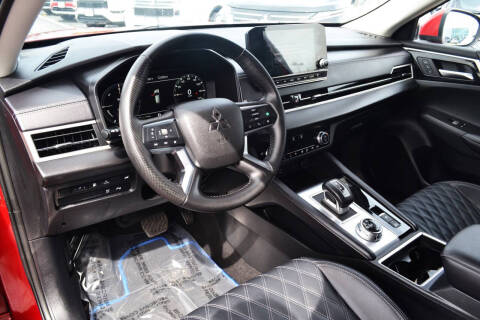 2024 Mitsubishi Outlander PHEV SEL