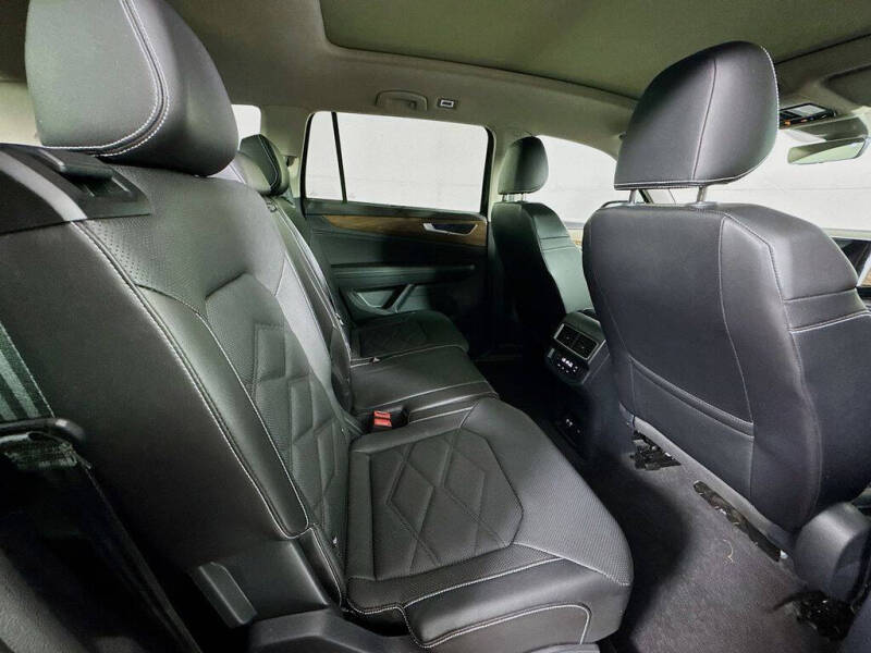 2024 Volkswagen Atlas SE